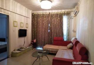 交易城电脑数码标准1房1厅单身公寓布艺沙发，带冰箱洗衣机 - 龙岩28生活网 ly.28life.com